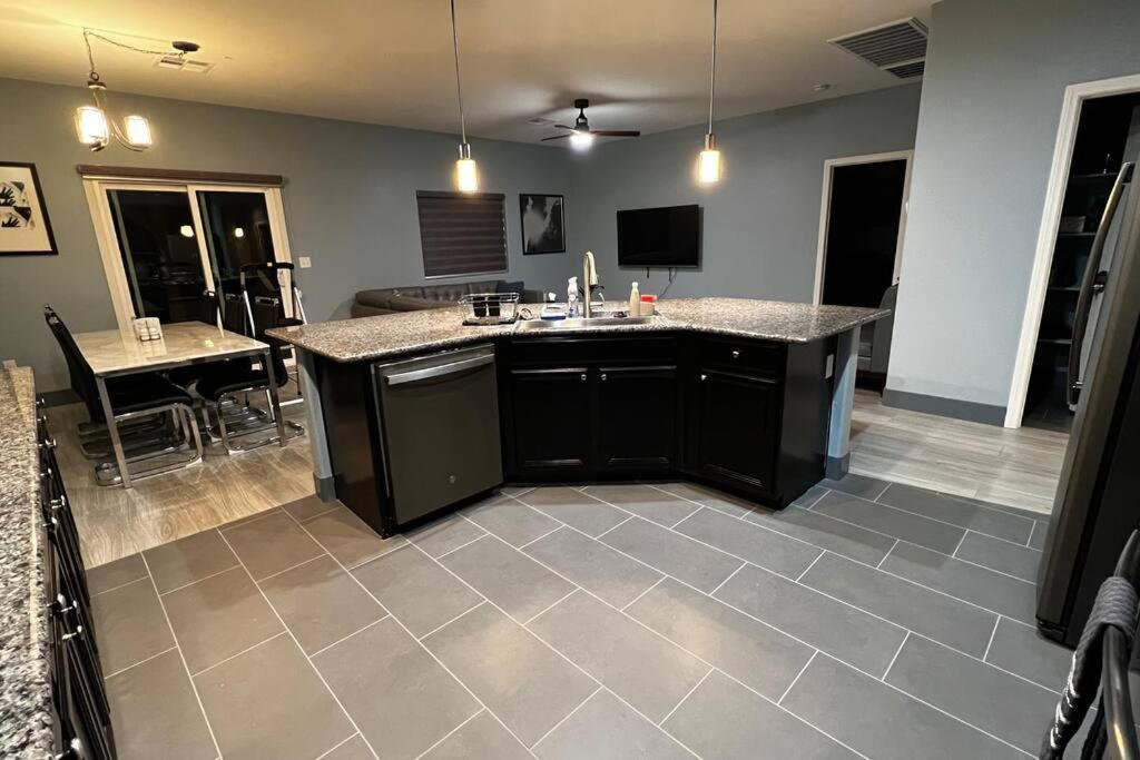 Villa Family Friendly Contemporary House With Pool Las Vegas Esterno foto